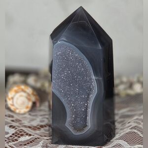 Druzy Agate Tower 1lb